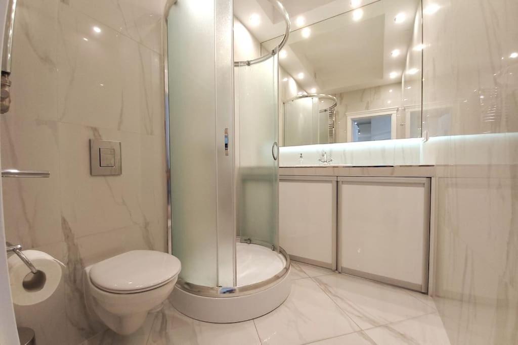Old Town - Traugutta Street Apartment คราคูฟ ภายนอก รูปภาพ