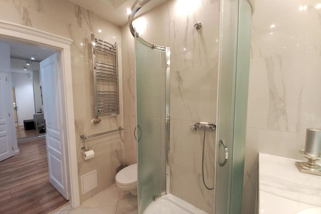 Old Town - Traugutta Street Apartment คราคูฟ ภายนอก รูปภาพ